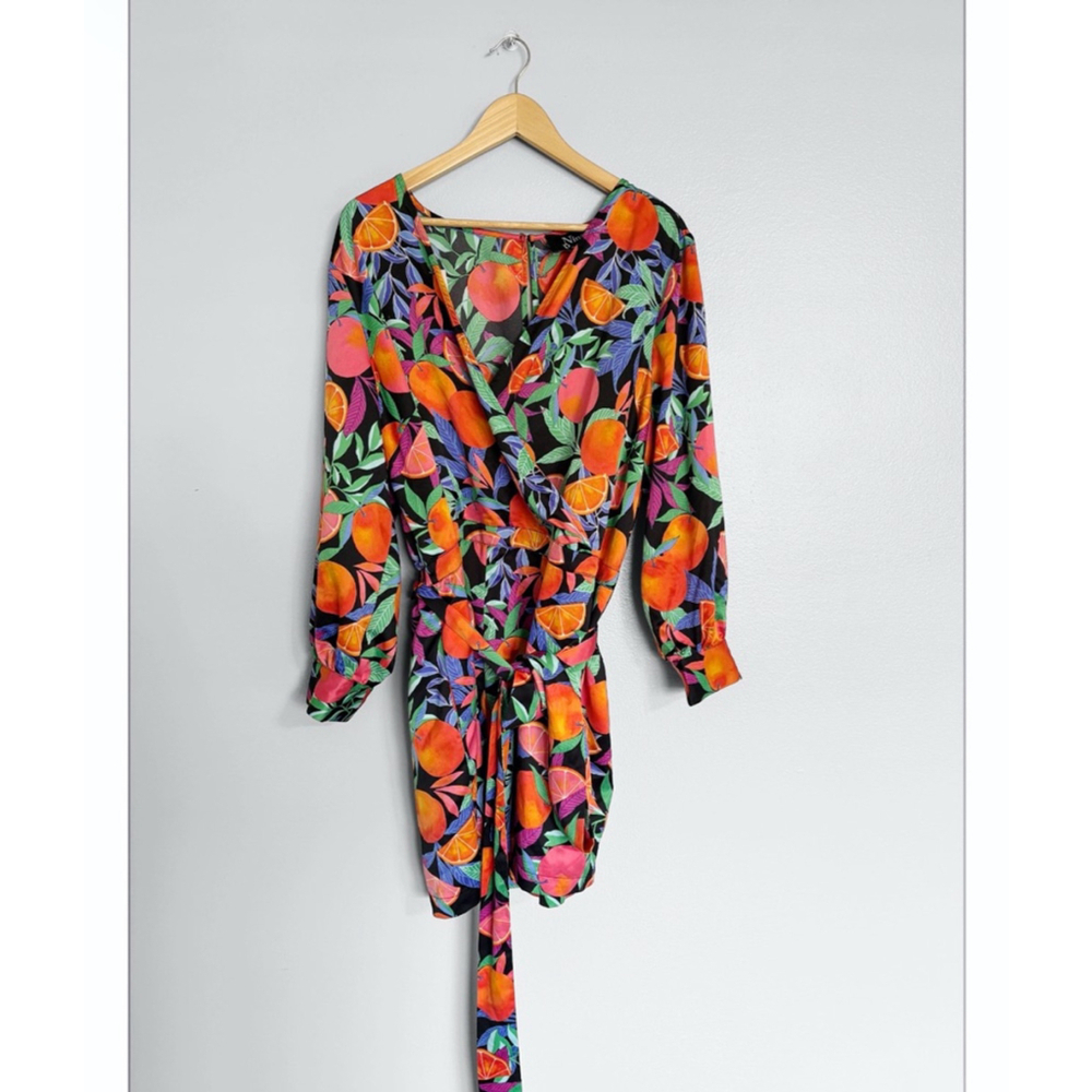 Nina Parker New! Floral Tropical Romper - Picture 2 of 7